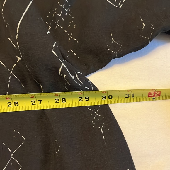 Eileen fisher kimono style silk jacket. Black and cream pattern. RARE - Picture 13 of 13